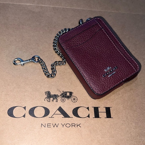 NWT COACH Wallet Zip Cardcase Pebble Leather Wine Silver Hardware Authentic 6303 - Picture 1 of 3
